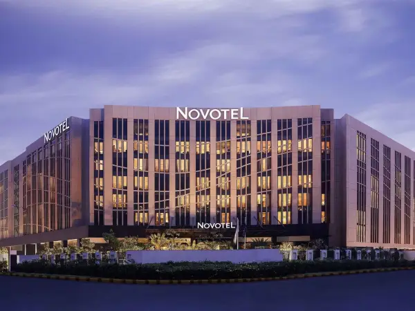 A 4⭐ hotel with stylish rooms, family-friendly facilities, and a prime location near Darling Harbour.
