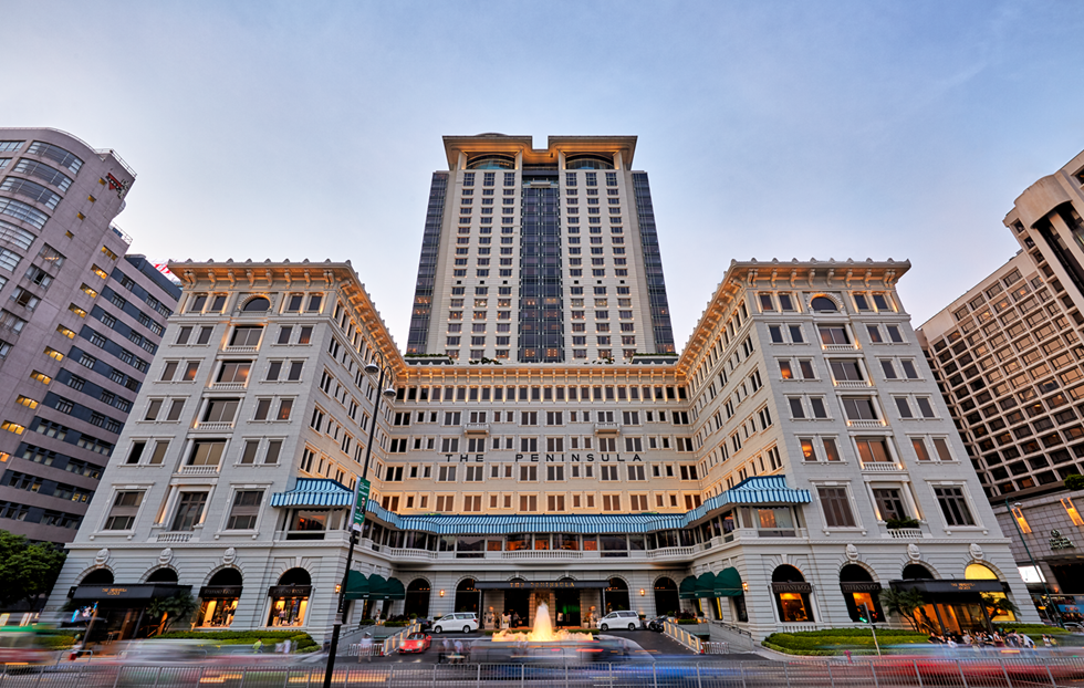 An iconic 5-star luxury hotel offering elegant rooms, harbour views, and world-class hospitality.